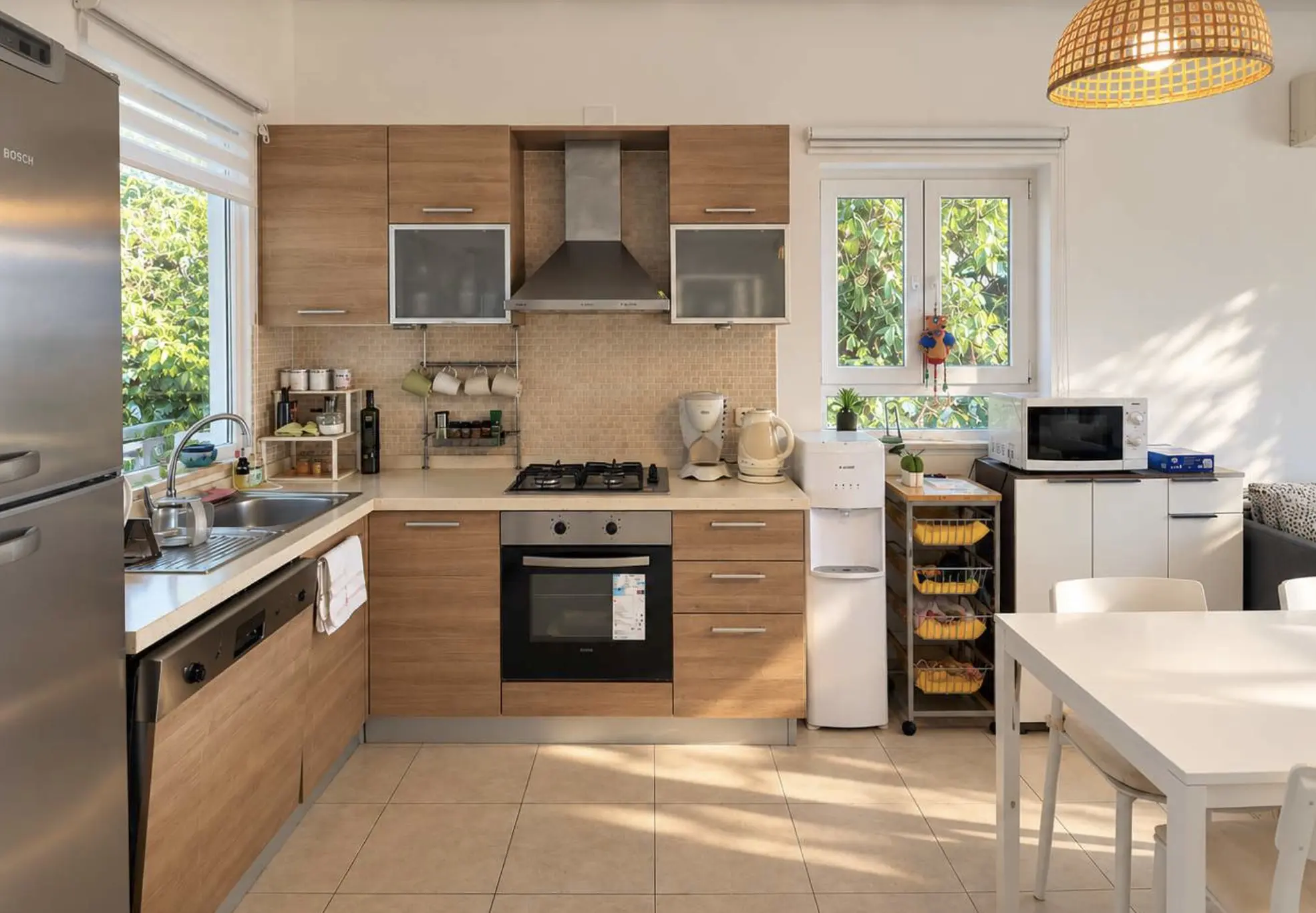 Fitted kitchen